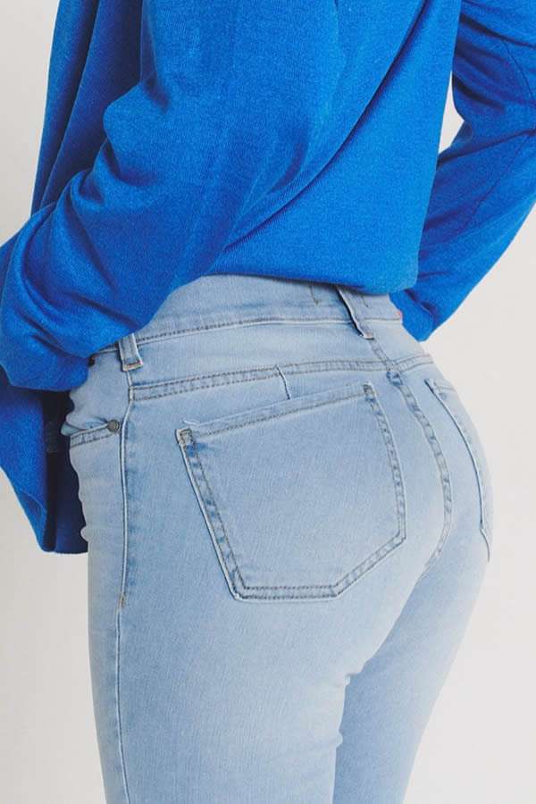 PANTALON TRENDY SUPER SLIM CON ROTURAS