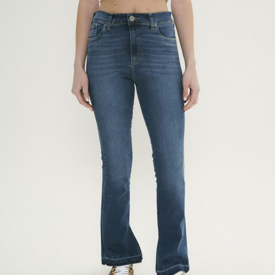 PANTALON HIGH OXFORD C/ABERTURA EN BOTA