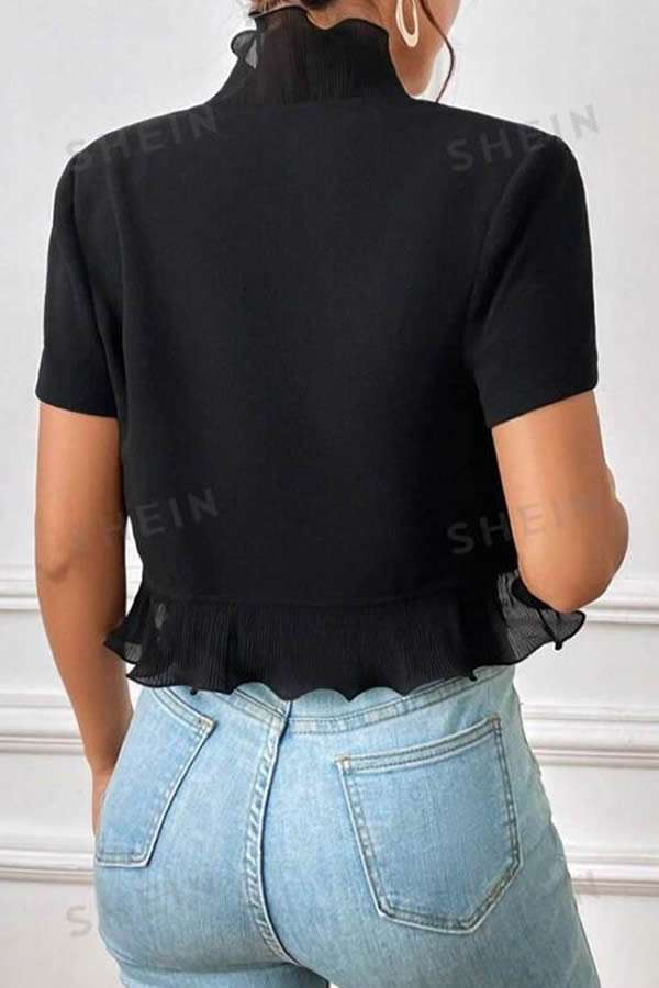 CAZADORA CROP CON RIBETE SHEIN PRIVE